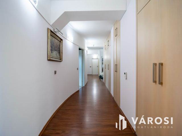 Igényes, belvárosi, 5 szobás lakás