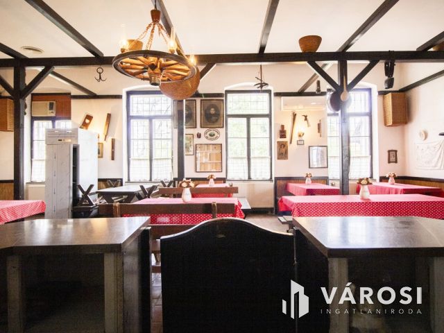 Tradicionális hangulatú étterem Szarvason