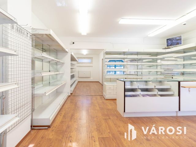 Utcafronti, kirakatos, 55 m2-es üzlet a Béke utca közelében